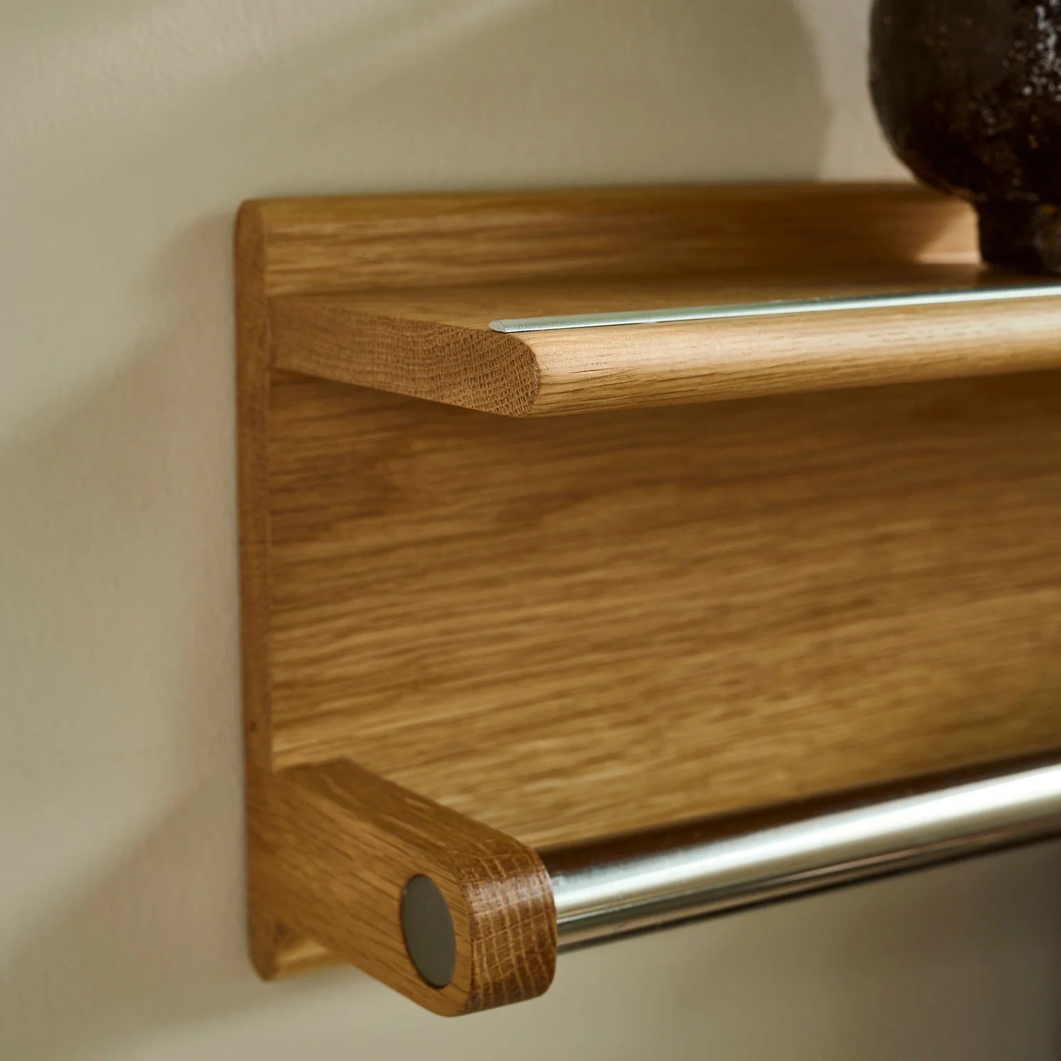 Wood II Handtuchhalter L60